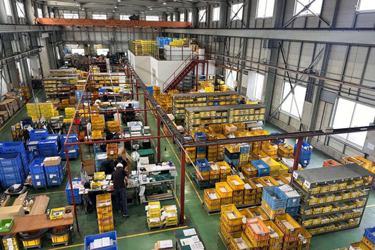 陶のやかんを支える、町の技術。