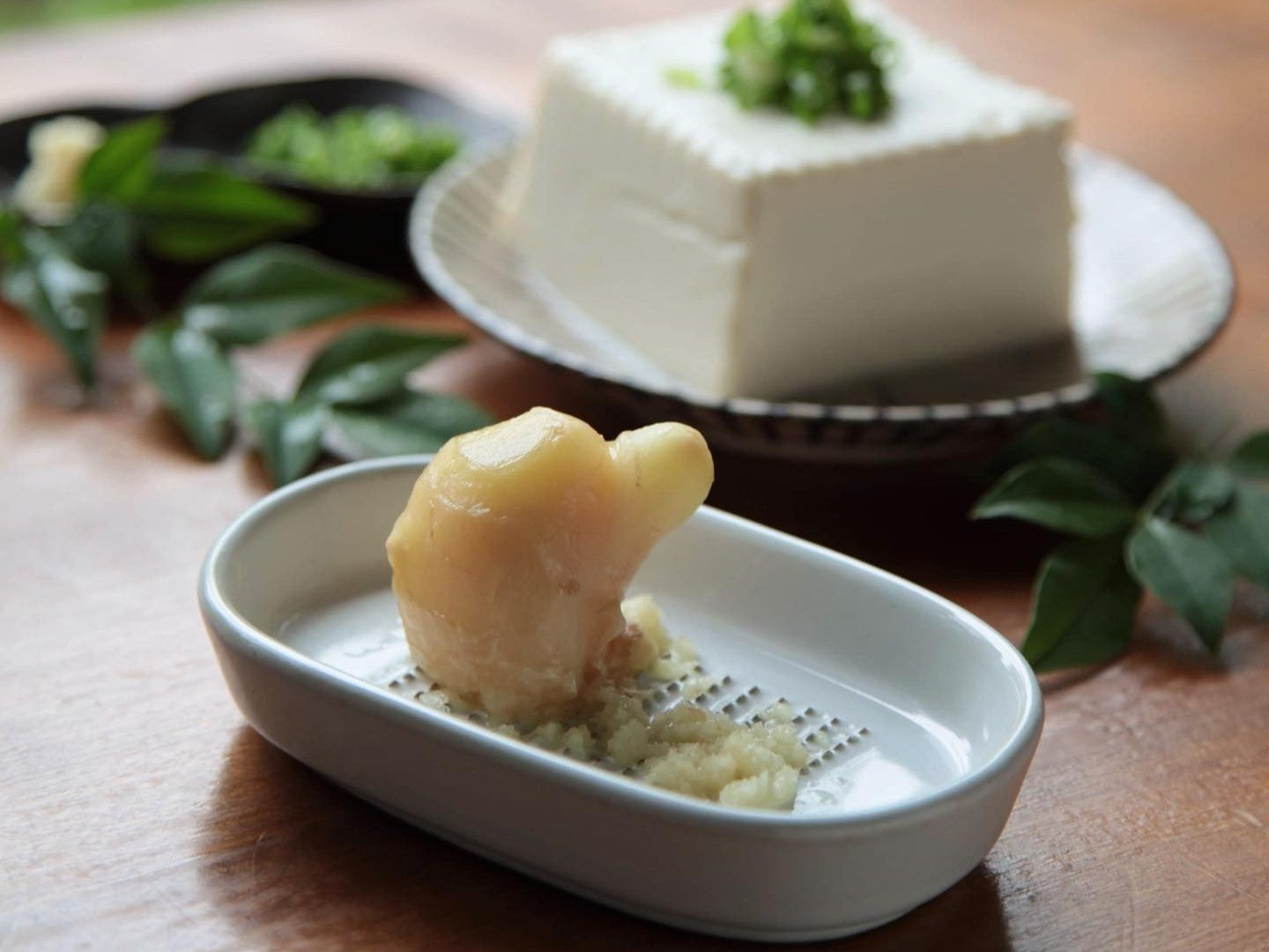 しょうがのおろし器 白