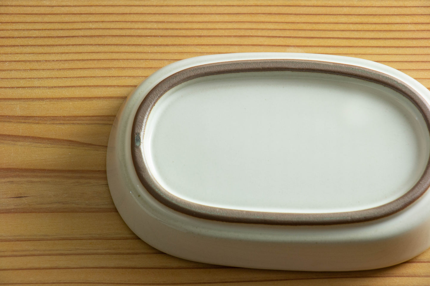 しょうがのおろし器 白