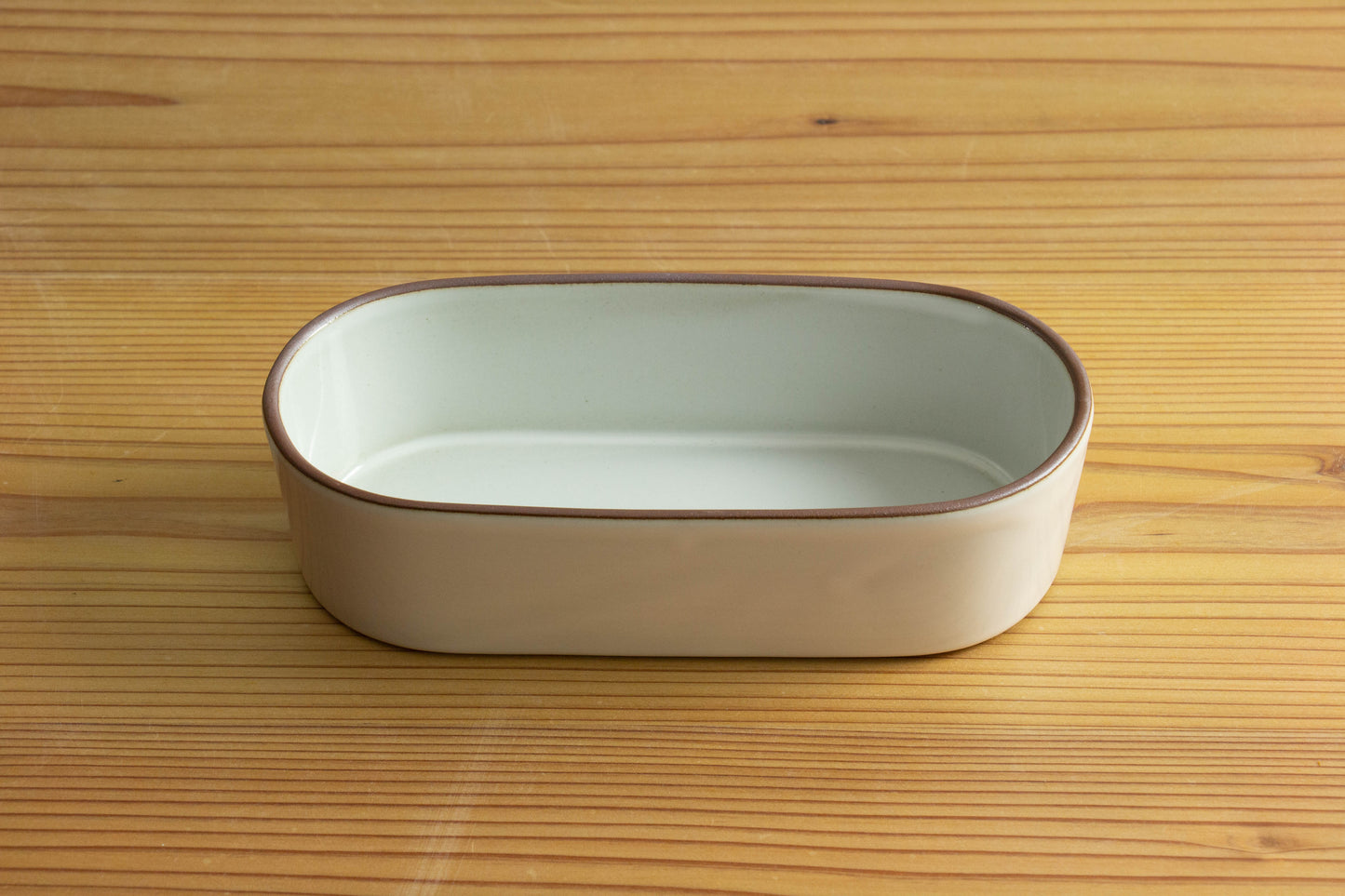 だいこんのおろし器 白