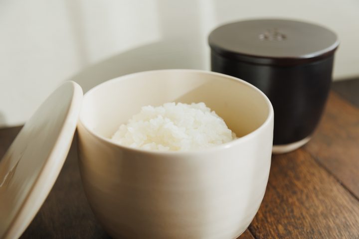陶の飯びつ 黒