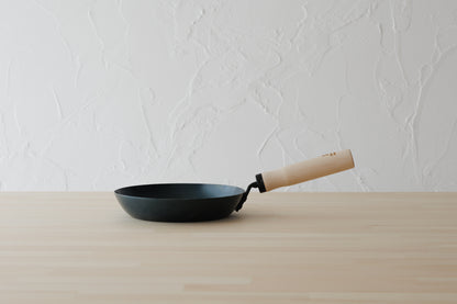 鉄のフライパン 20cm/26cm